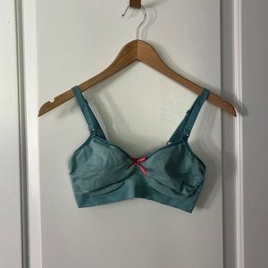 NWOT Boob Design Fast Food nursing bra